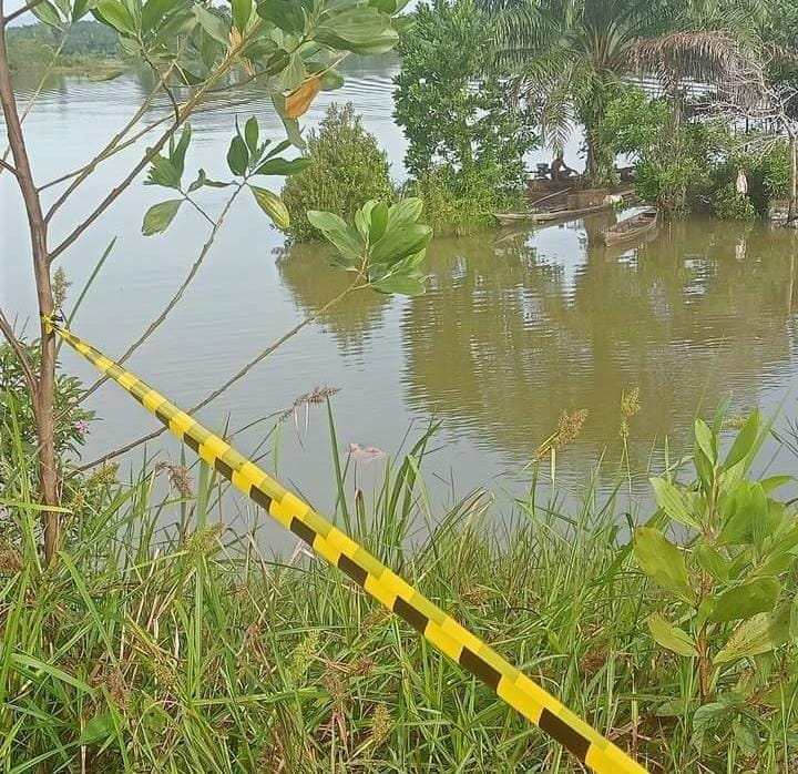 Ditemukan Mayat Wanita Terapung di Bendungan Sungai Paku